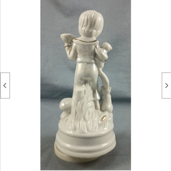 Vintage Small World Musical Spinning Ceramic Pearlescent White Gold Boy Figurine - Picture 5 of 8